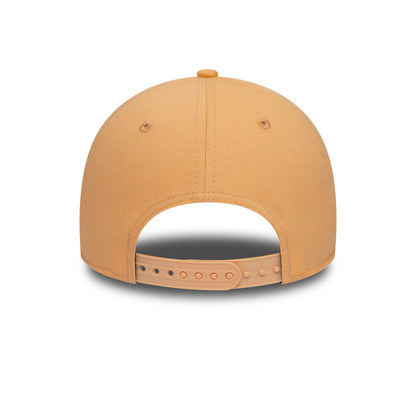 LIFESTYLE-KAPPE IN ORANGE