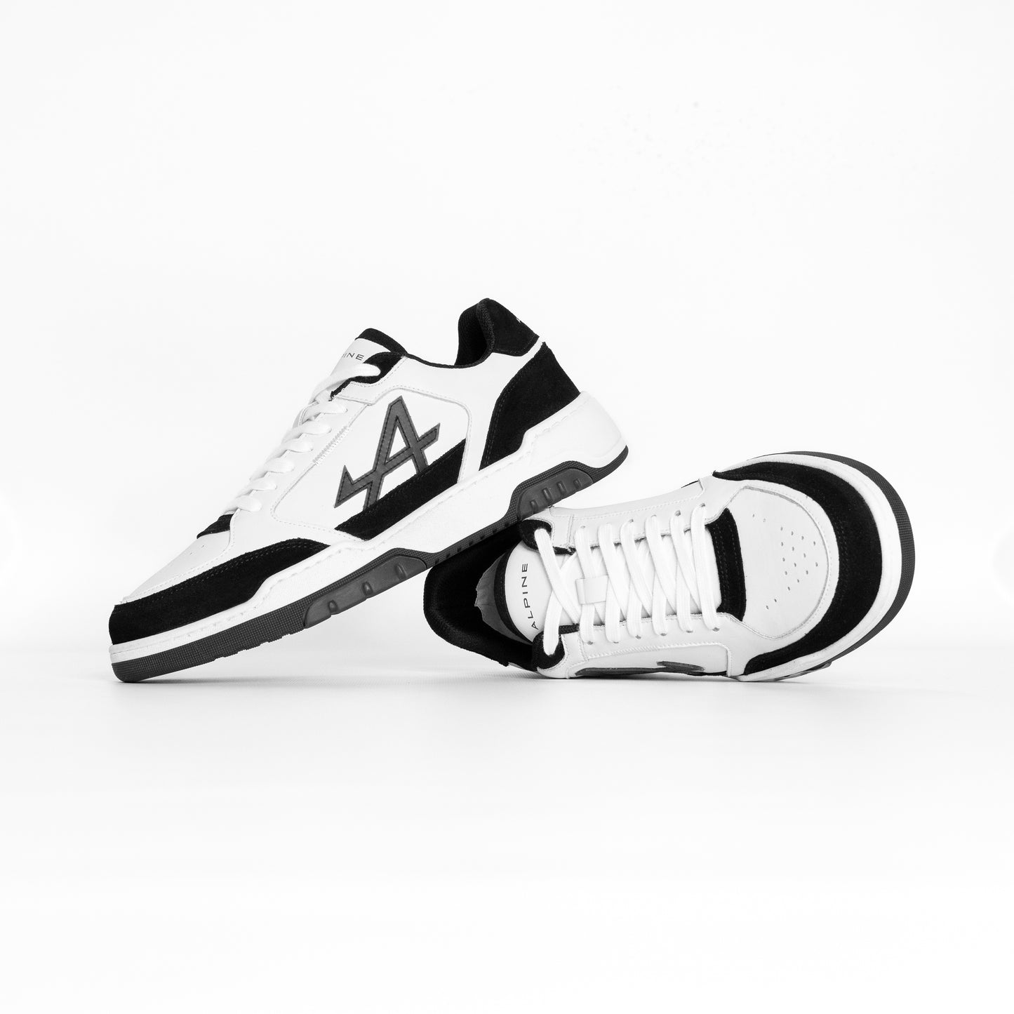 BLACK SUPER LEGGERA SNEAKER — ALPINE X SAVOIR-FAIRE