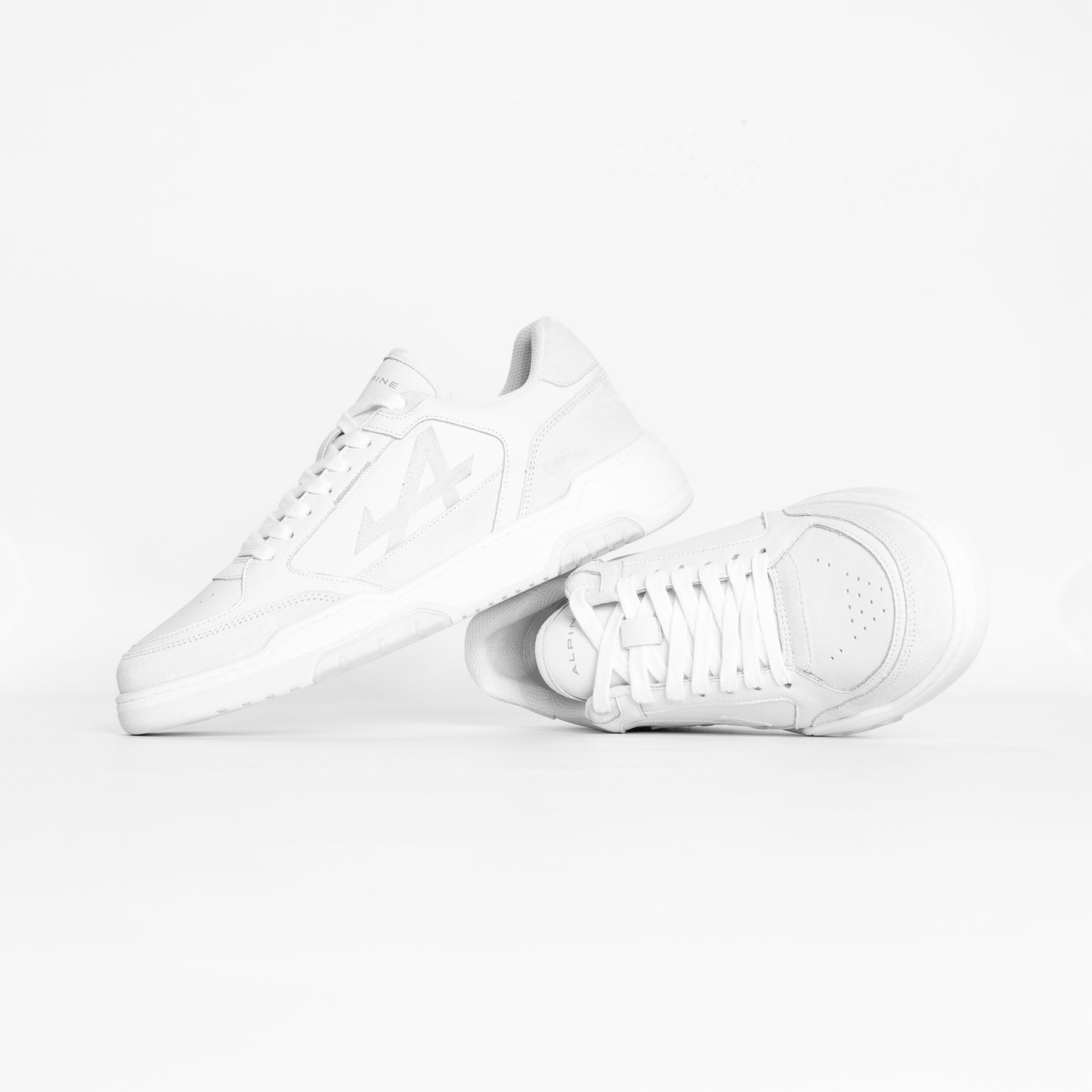 WHITE SUPER LEGGERA SNEAKER — ALPINE X SAVOIR-FAIRE